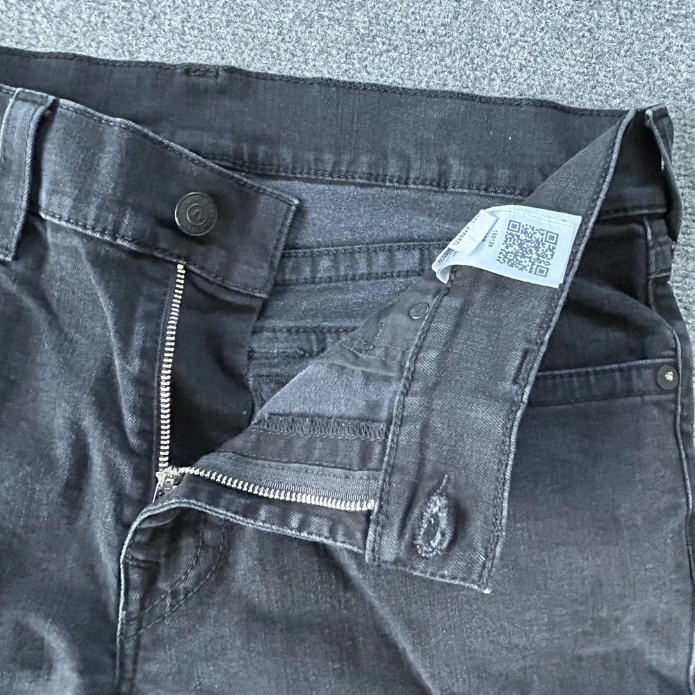 True Religion Ricky Relaxed Straight Jeans Mens‎ 36x33 Black Rinse Flap Pockets